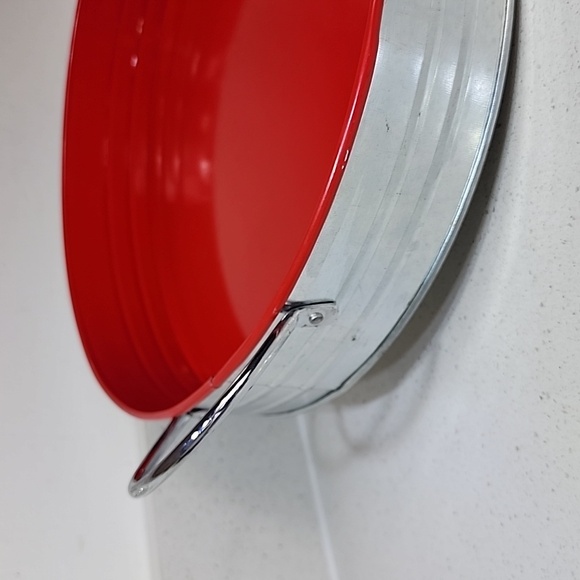 Serving Tray Galvanized Metal Red  13 inch round 2.25 inches deep - Picture 3 of 6